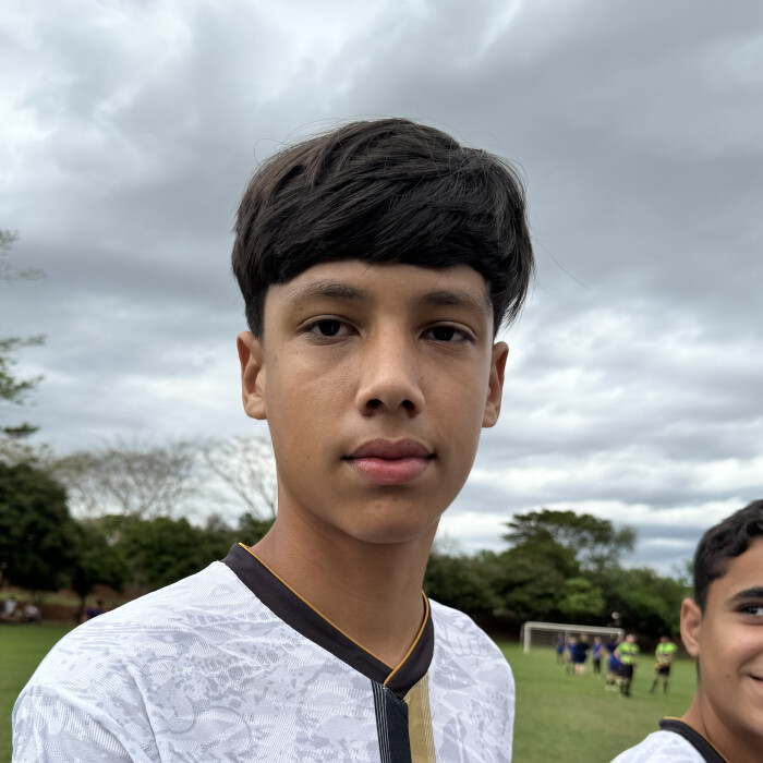 Everton dos Santos Estevan filho 